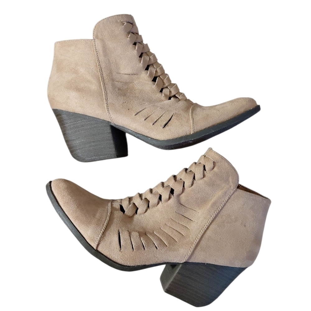 Coconut’s by Matisse Ally Woven Suede Ankle Boots Tan Booties Size 9
